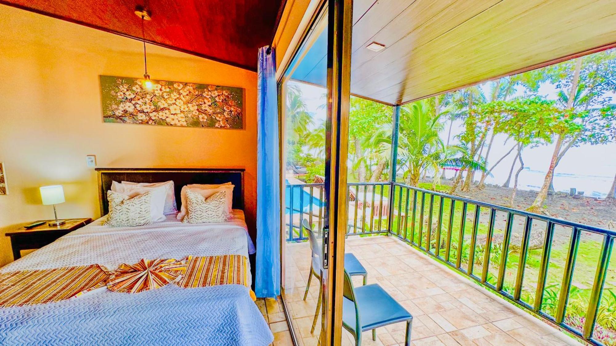 Hotel Beachfront Vista Hermosa Хако Екстер'єр фото